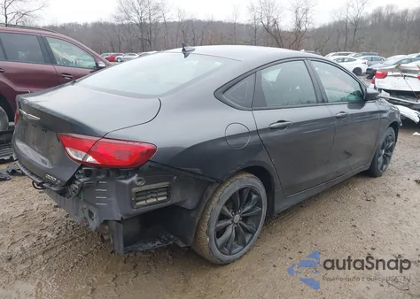 2016 Chrysler 200 S z USA, uszkodzony, nr VIN 1C3CCCBB7GN175089